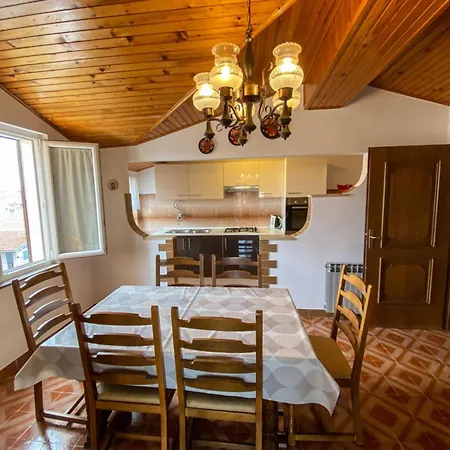 Malvina Apartment *