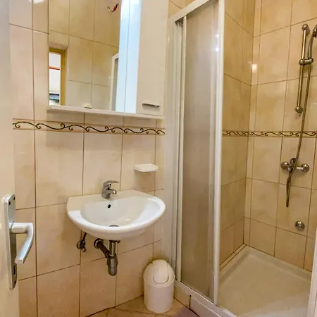 Malvina Apartment *